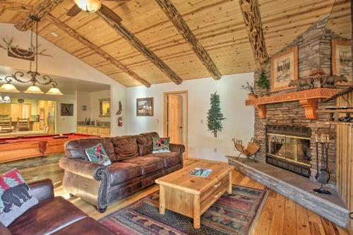 Cozy Alpine Escape with Hot Tub Less Than 1 Mile to Skiing! - image 2