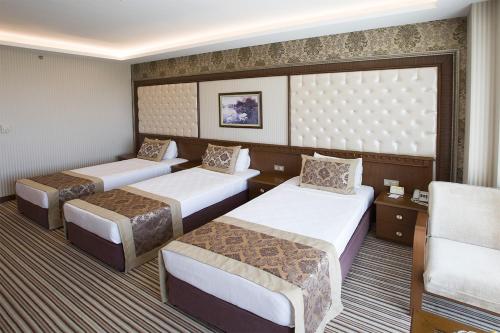 Grand Altuntaş Hotel Room Type - Triple Room