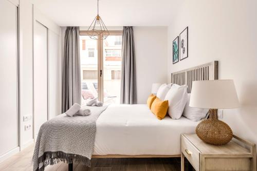 Feelathome Goya Apartments - image 4