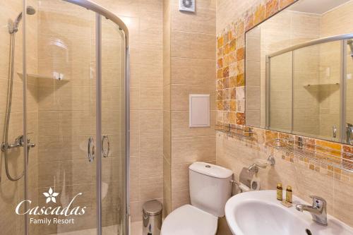 Standard One-Bedroom Apartment image 8