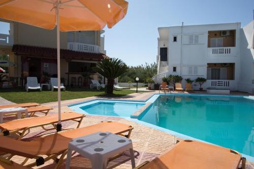 Elena Rooms & Apartments 4