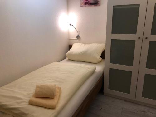 Apartment Happy Holiday - image 13