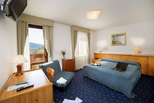 1 twin bed