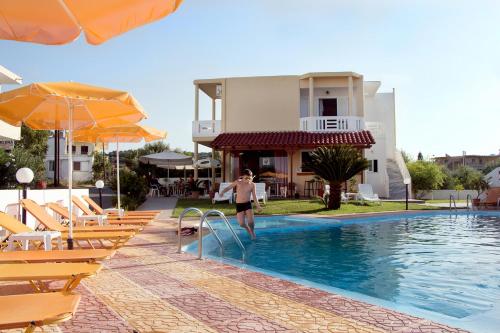 Elena Rooms & Apartments 3