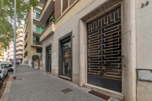 Piazza Re di Roma Apartment - image 7
