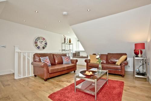 19 At The Beach Torcross - image 8