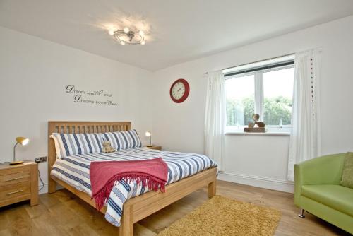 19 At The Beach Torcross - image 13