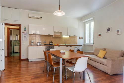 Piazza Re di Roma Apartment - main image