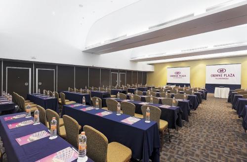 271157848 Crowne Plaza Villahermosa by IHG