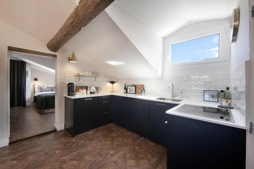 COCOON LOFT - MAGNIFIQUE LOFT SOUS TOIT REFAIT A NEUF VUES SPLENDIDES CLIM WIFi - image 12