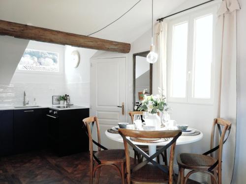 COCOON LOFT - MAGNIFIQUE LOFT SOUS TOIT REFAIT A NEUF VUES SPLENDIDES CLIM WIFi - image 9