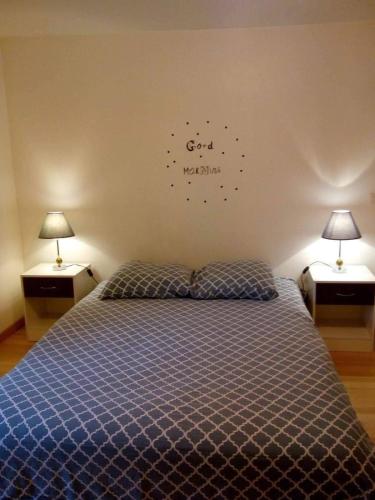 Studio 2 centre-ville de Mirecourt, Vosges