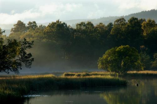 Loch Kinord Hotel