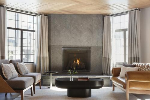 Kimpton Armory Hotel Bozeman