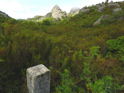 Casa MiraXurés con vistas a la Sierra del Xurés