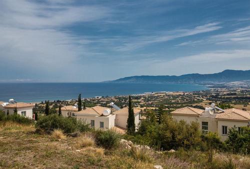 Villa Tavrou Enas - Stunning 3 Bedroom Latchi Villa with Pool with Panoramic Views