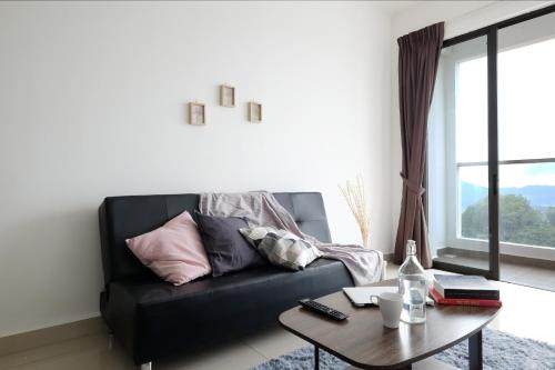 Deluxe Triple Room image 1