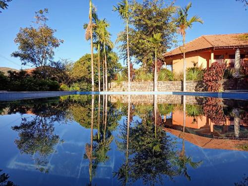 Ivory Falls Villa - Tap to explore photos