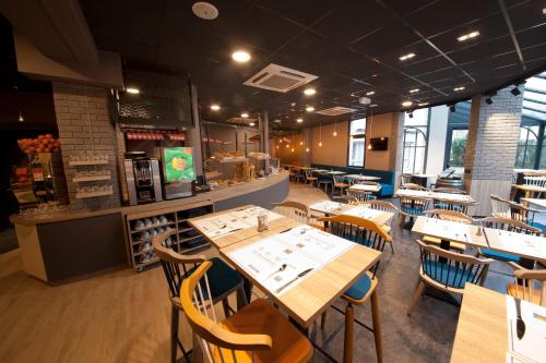 The Originals Boutique, Hotel Le Marmotel, Clermont-Ferrand - 식음료(F&B)