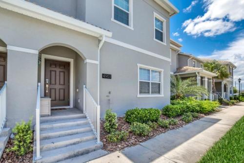 You and Your Family will Love this Luxury Home on Storey Lake Resort Orlando Townhome 3680 - image 2
