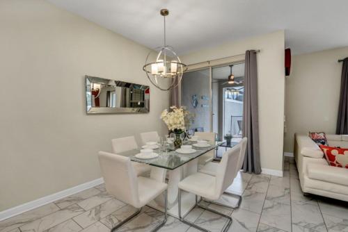 You and Your Family will Love this Luxury Home on Storey Lake Resort Orlando Townhome 3680 - image 4