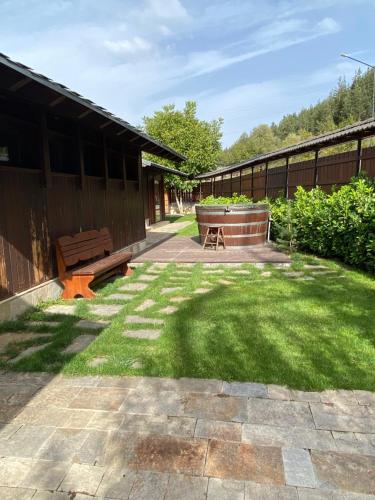 Kameno, Banya (foto 8)