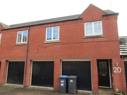 20 Nightingale Gardens, Coton Park, Rugby CV23 0WT - Apartment - Rugby