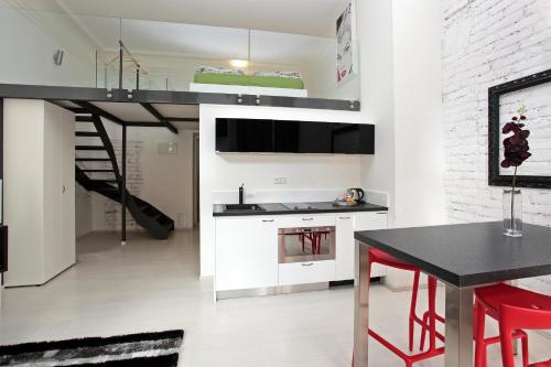 Apartment House - The Modern Flat 4