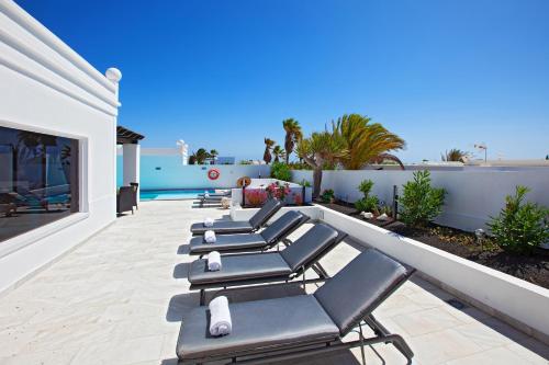 Villa Luciente - 3 Bedroom Villa - Great Pool Area - Perfect for Families Puerto del Carmen