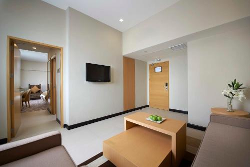 Berjaya Makati Hotel, Manila (zdjęcie 9)
