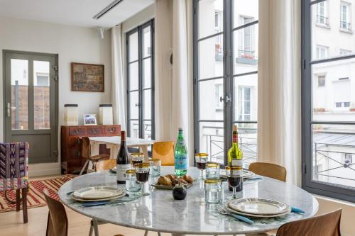 Designer Apartment in The Heart of Paris