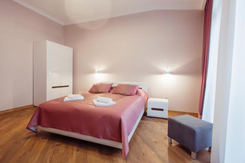 1 double bed