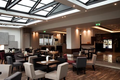 Hellinis Hotel - image 3