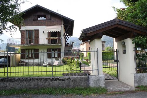  Casa vacanze in campagna in Clusone