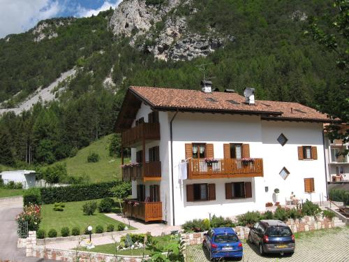 Appartamenti Arcobaleno - Apartment - Molveno / Pradel