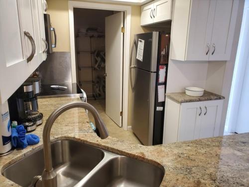 Island House G234 condo - image 5