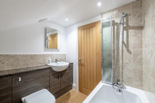 Modern & Spacious 2 Bedroom Maisonette, Bath (fotografie 9)