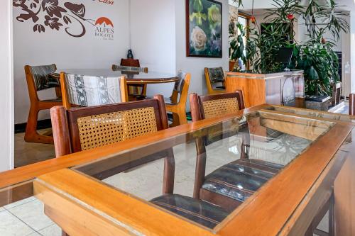 레스토랑, Hotel Bogota Alpes Castellana in 노스 웨스트 (주거 지역)