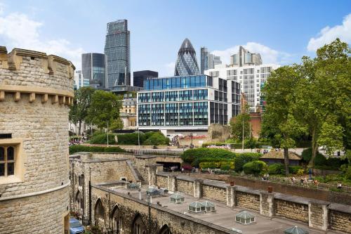 citizenM Tower of London hotel