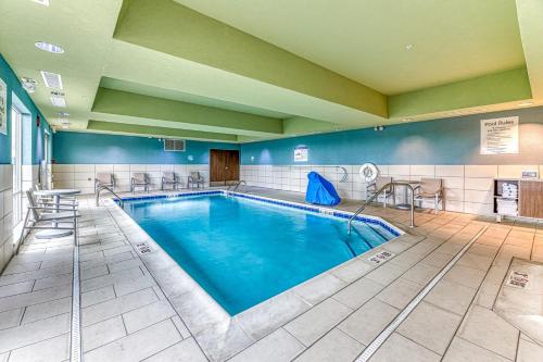 Holiday Inn Express & Suites - Rantoul, an IHG Hotel