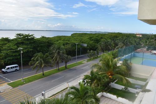 Brisas Beachfront Studios in Hotel Zone, Cancún (photo 7)