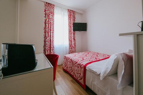 HOTEL CITTA' DI PARENZO - main image