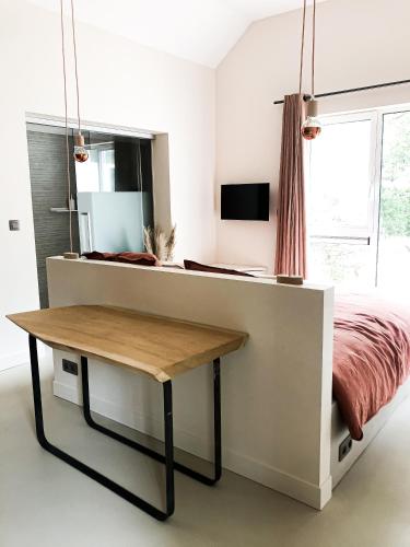 The Oak in Вавре