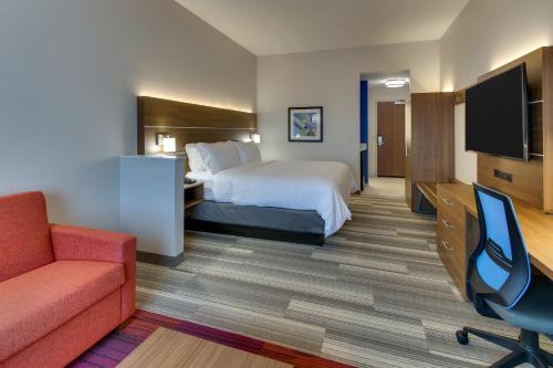 Holiday Inn Express & Suites - Nashville MetroCenter Downtown an IHG Hotel - image 9