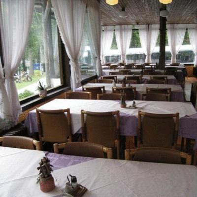 Restaurang, Hostel pod Voglom in Bohinjsko Jezero