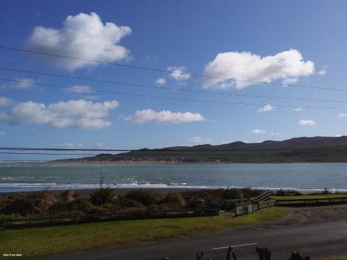 Pemandangan, Karoro the beach front bach with views to die for! in Otorohanga