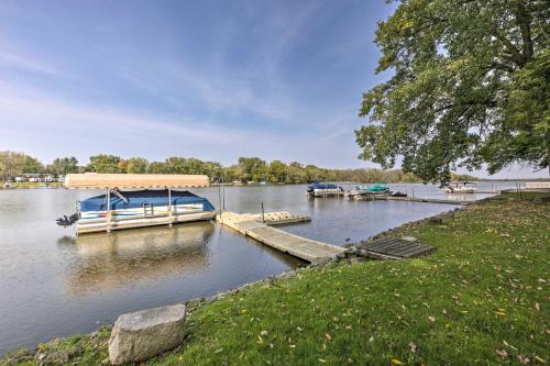 Rock River Waterfront Cabin Dock and Game Room! in Milton, USA