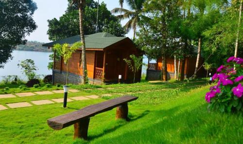 Room in Villa - LakeRose Wayanad Resort