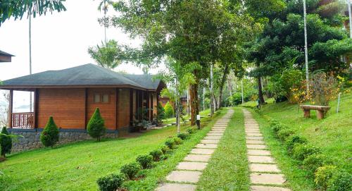 Room in Villa - LakeRose Wayanad Resort