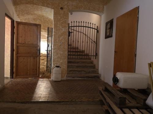 Aktivitas, Ubytování u Alfonse Muchy (Ubytovani u Alfonse Muchy) in Mikulov